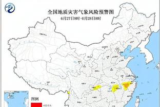 很稳！哈克斯半场2中2&罚球4中2得到7分2篮板2助攻